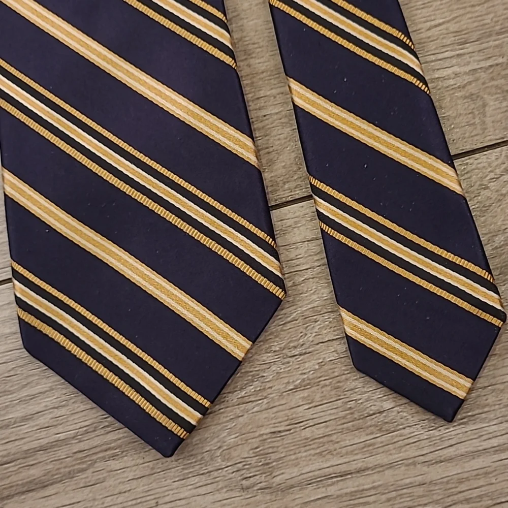 JOS A BANK Signature Platinum 7 FOLD Gold Navy Blue Striped Silk Cotton Tie RARE